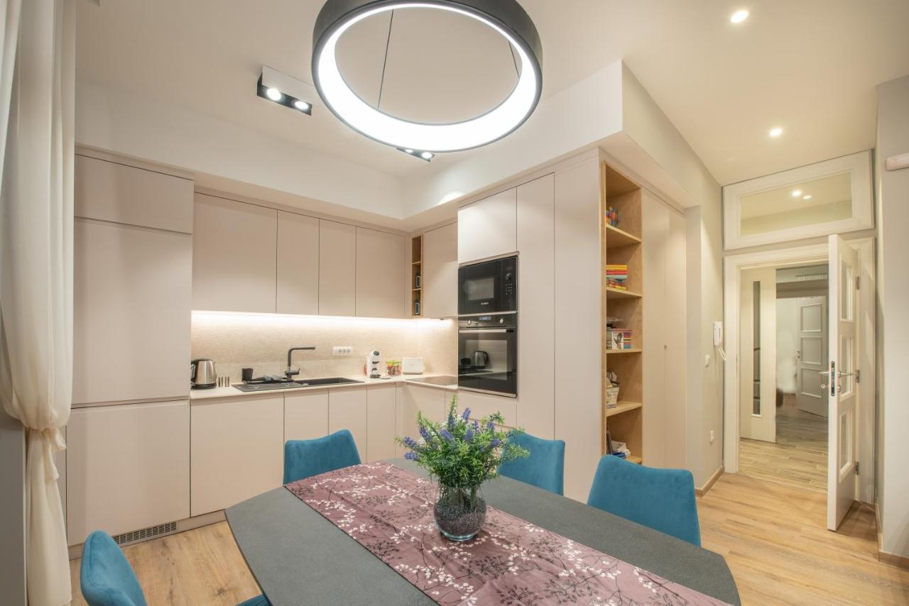 Sasha Di Cattaro - Old Town Lux Apartment Extérieur photo